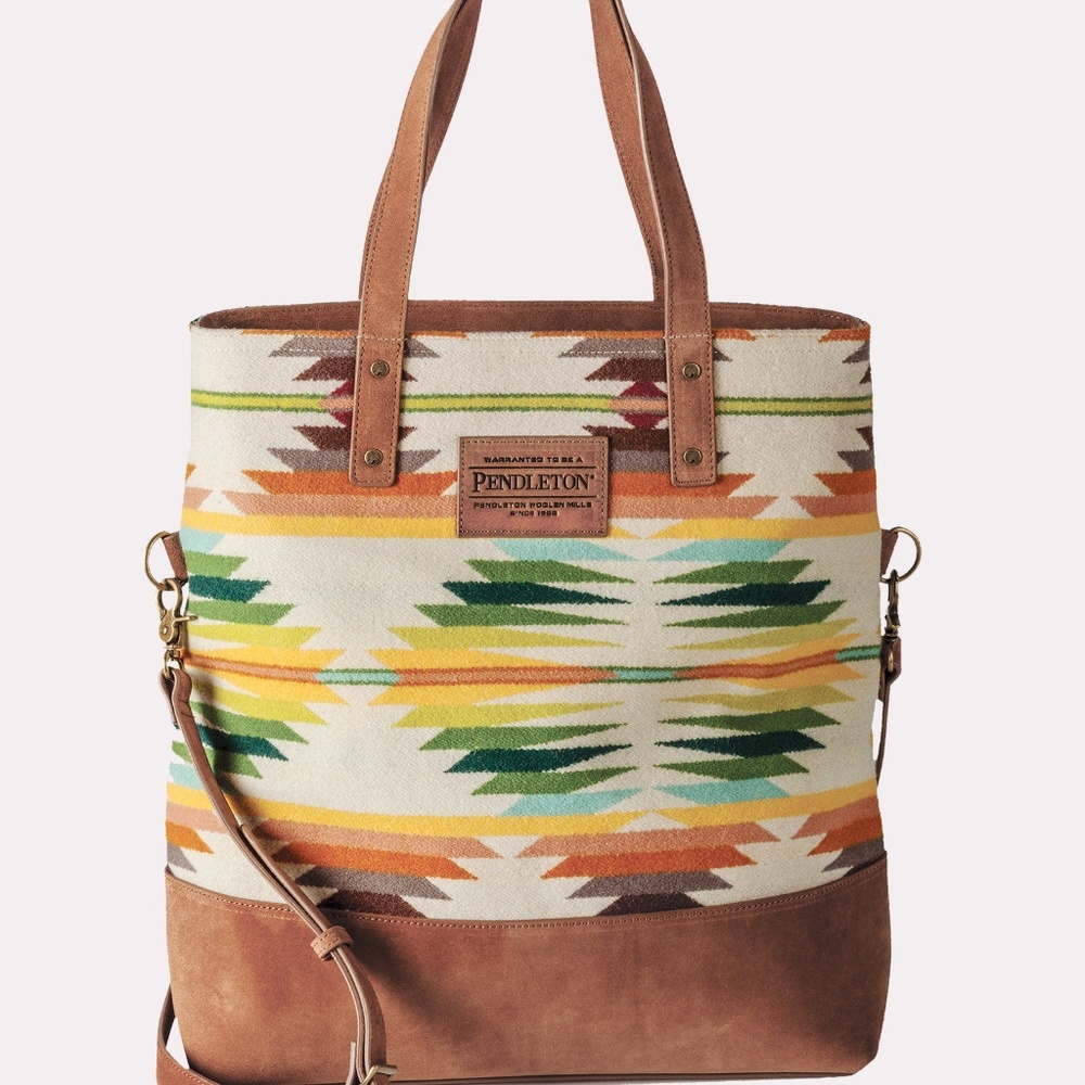 SALE  Pendleton Purse and accessories set!! NWT